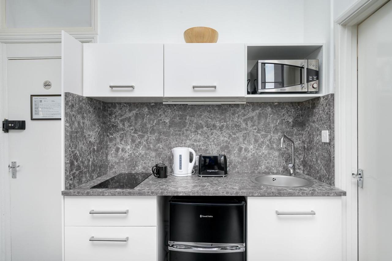 D8 House Apartment London Exterior photo